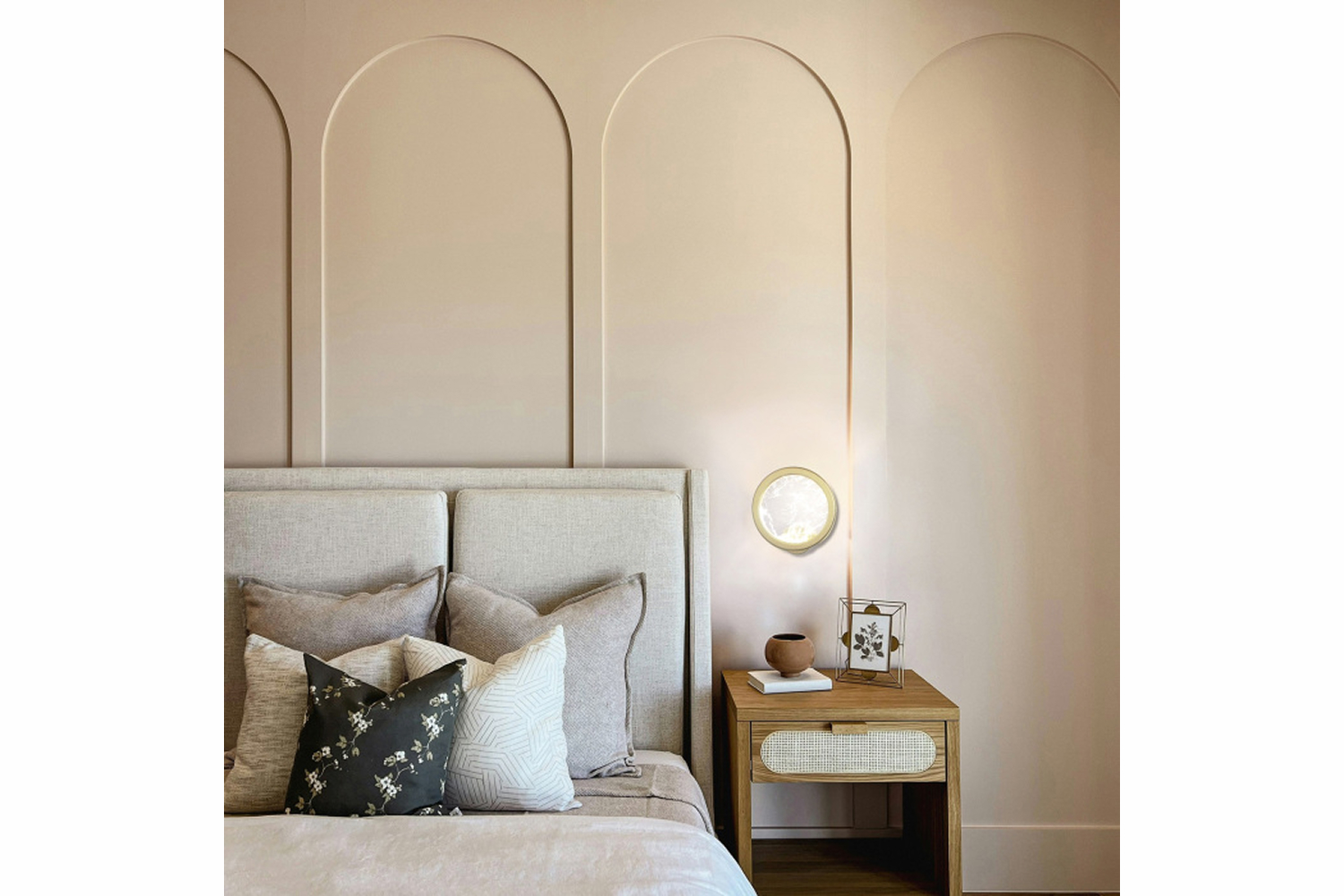 Бра - изображение №3 "Настенный светильник Imma (золото) D45*W215*H225 LED*10W"  на www.Angstrem-mebel.ru