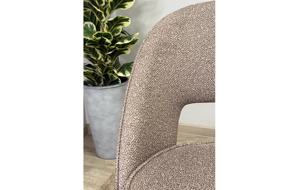 Кухонные стулья - изображение №4 "Стул Мане капучино / опоры черные"  на www.Angstrem-mebel.ru