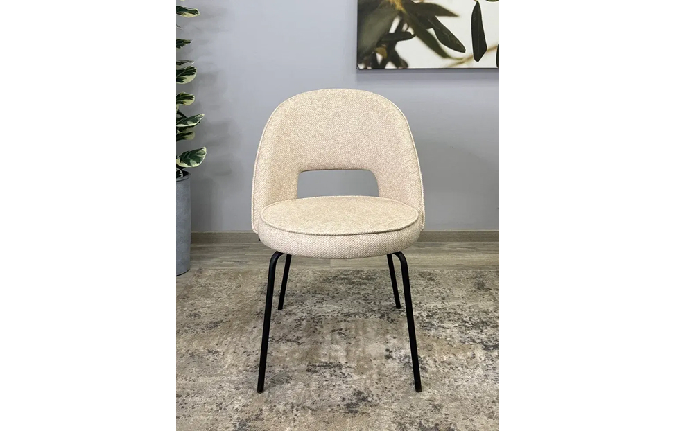 Кухонные стулья - изображение №4 "Стул Мане бежевый / опоры черные"  на www.Angstrem-mebel.ru