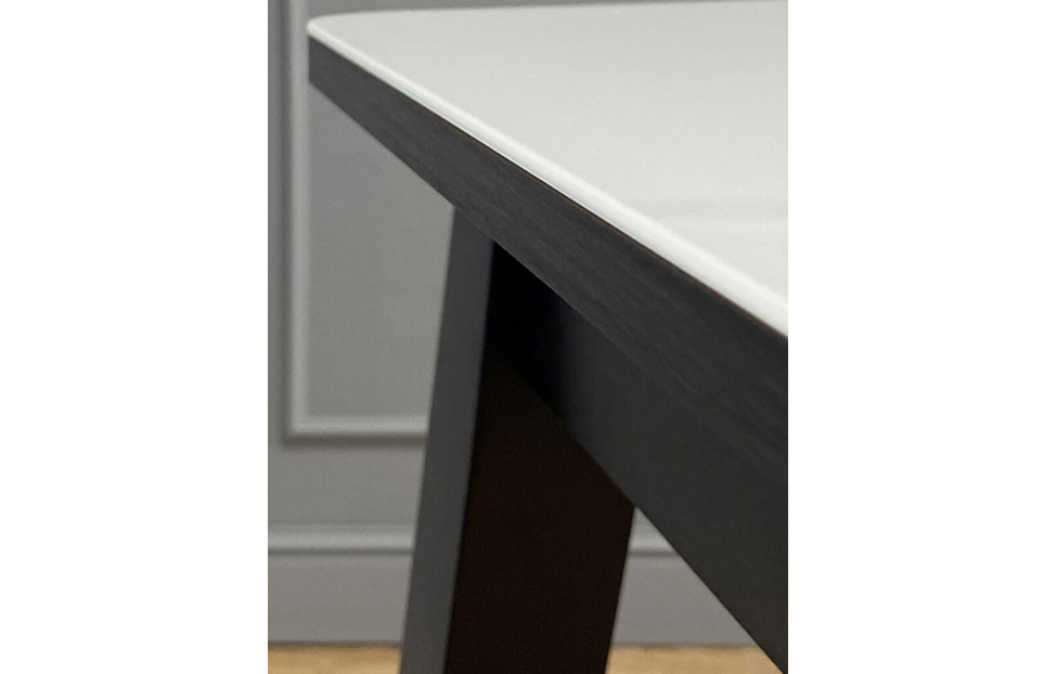 Обеденные столы - изображение №6 "Стол обеденный Орпен прямоугольный опоры венге/ столешница белый сатин"  на www.Angstrem-mebel.ru