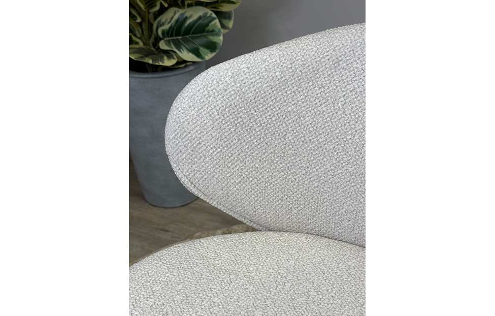 Столы и стулья - изображение №9 "Стул Дега серебристый / опор черные"  на www.Angstrem-mebel.ru